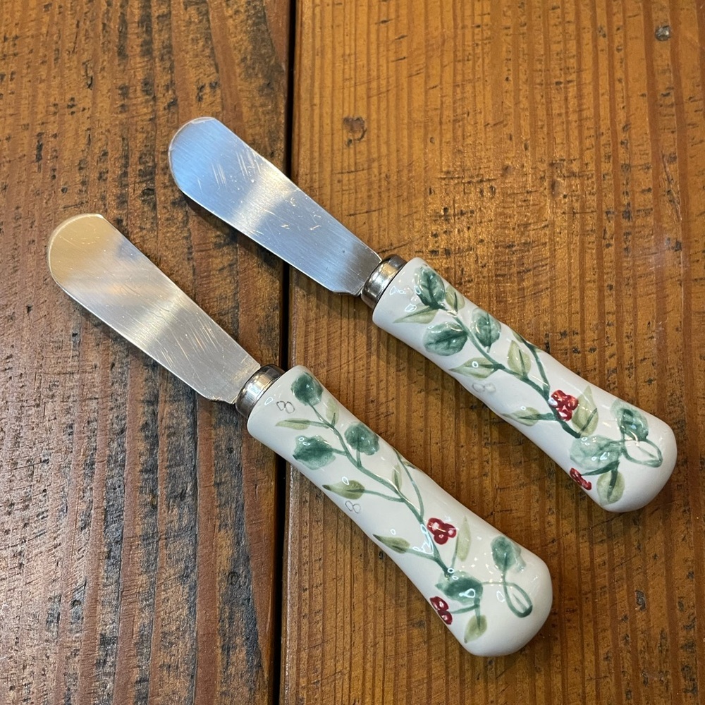 Pfaltzgraff Festive Cheese Knives 🎄